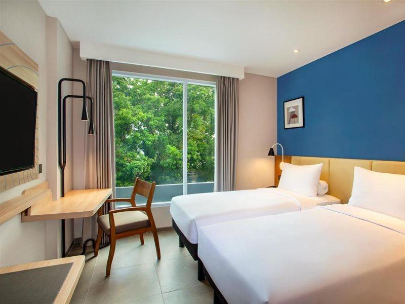 Отель Ibis Styles Bogor Pajajaran Экстерьер фото