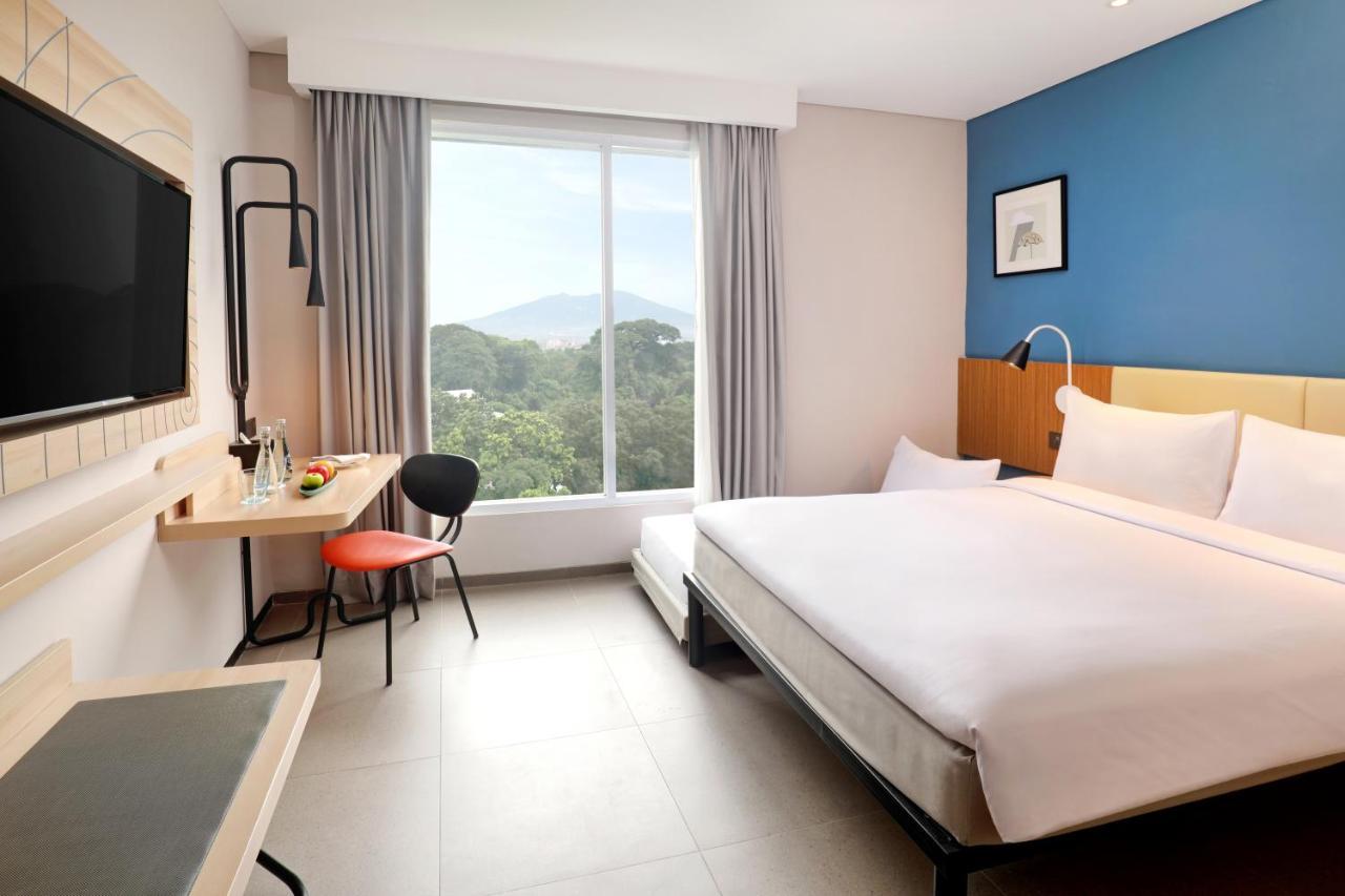 Отель Ibis Styles Bogor Pajajaran Экстерьер фото