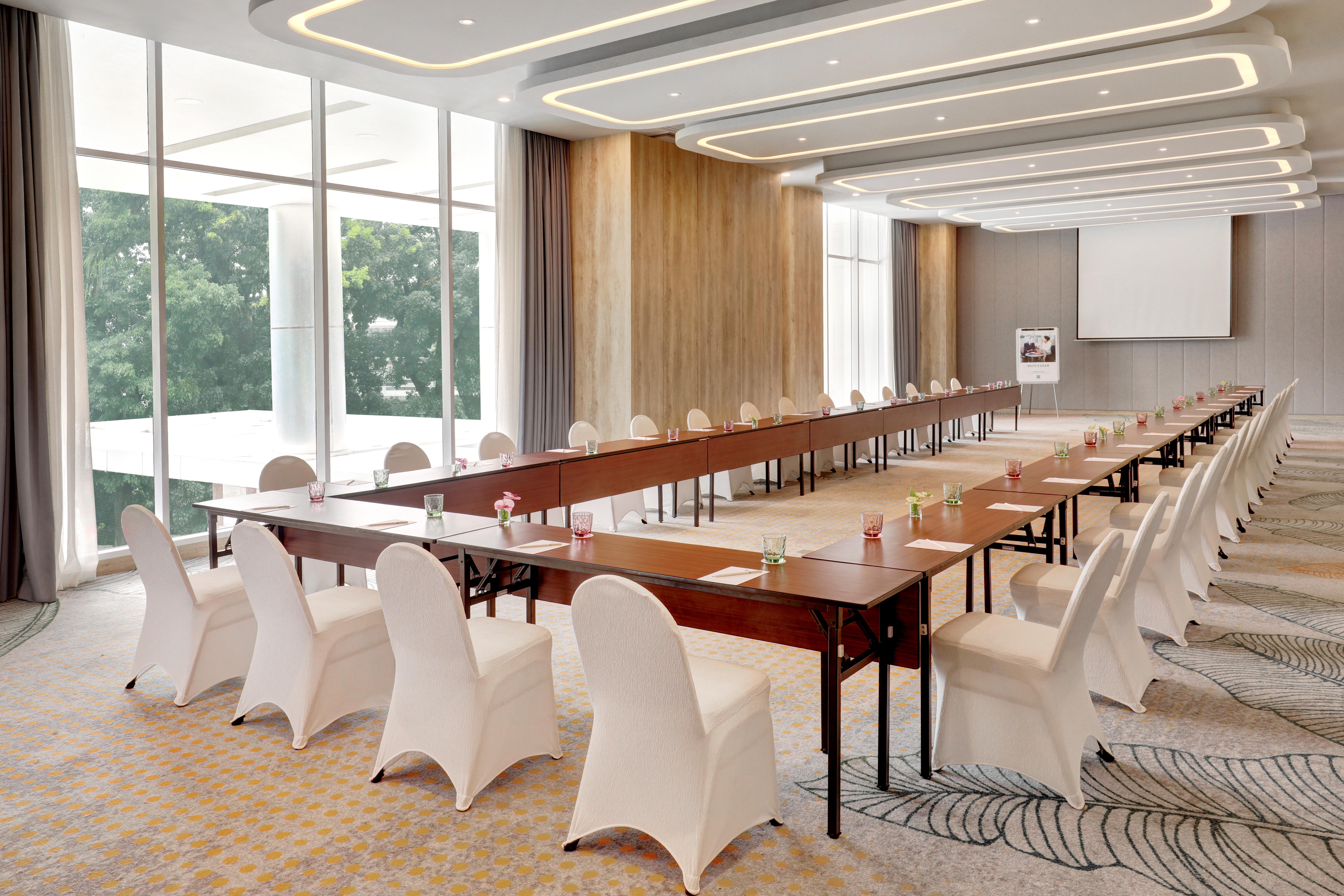 Отель Ibis Styles Bogor Pajajaran Экстерьер фото